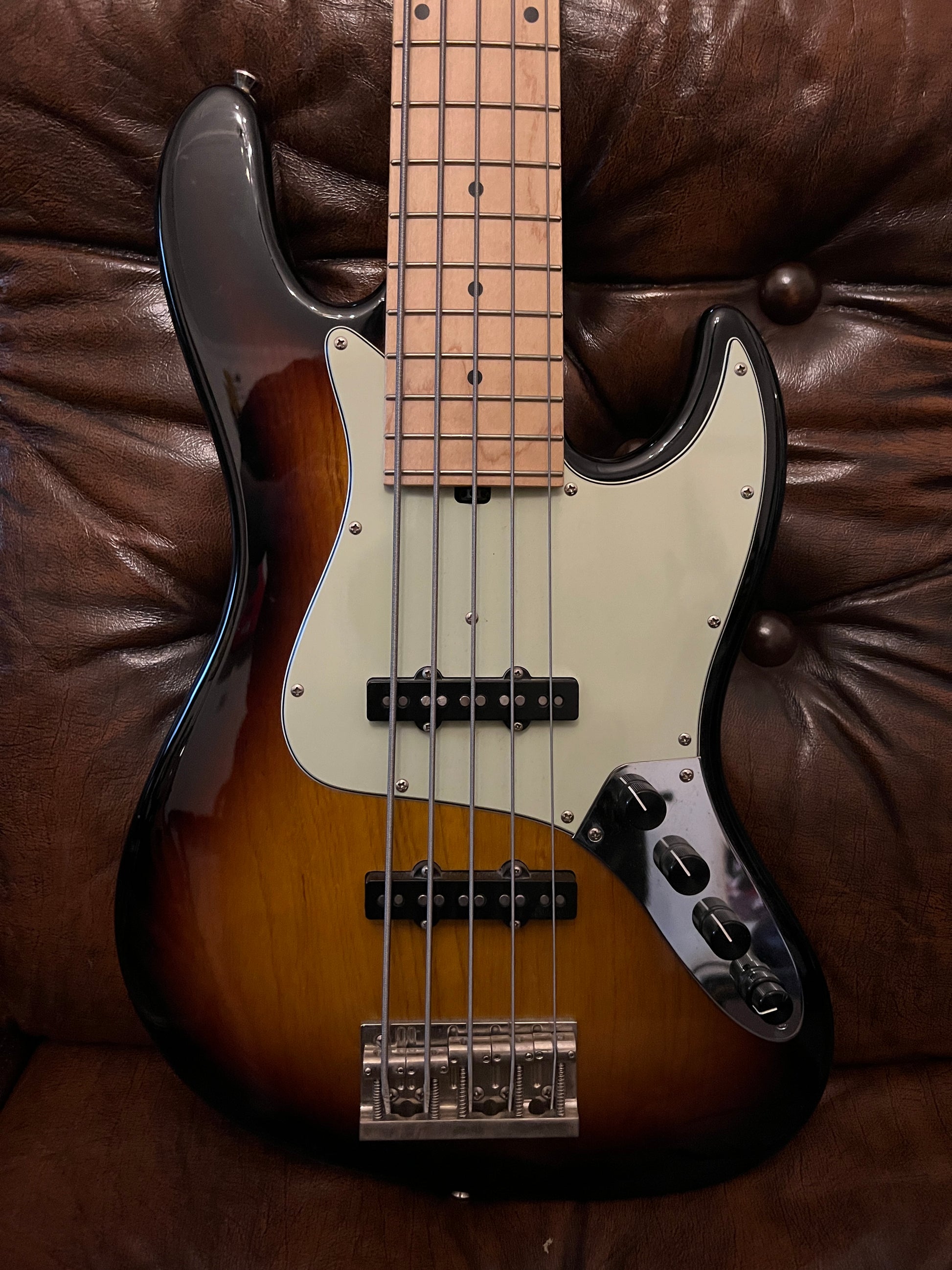 Sadowsky Metro Jazz 5-String Bass | Sunburst