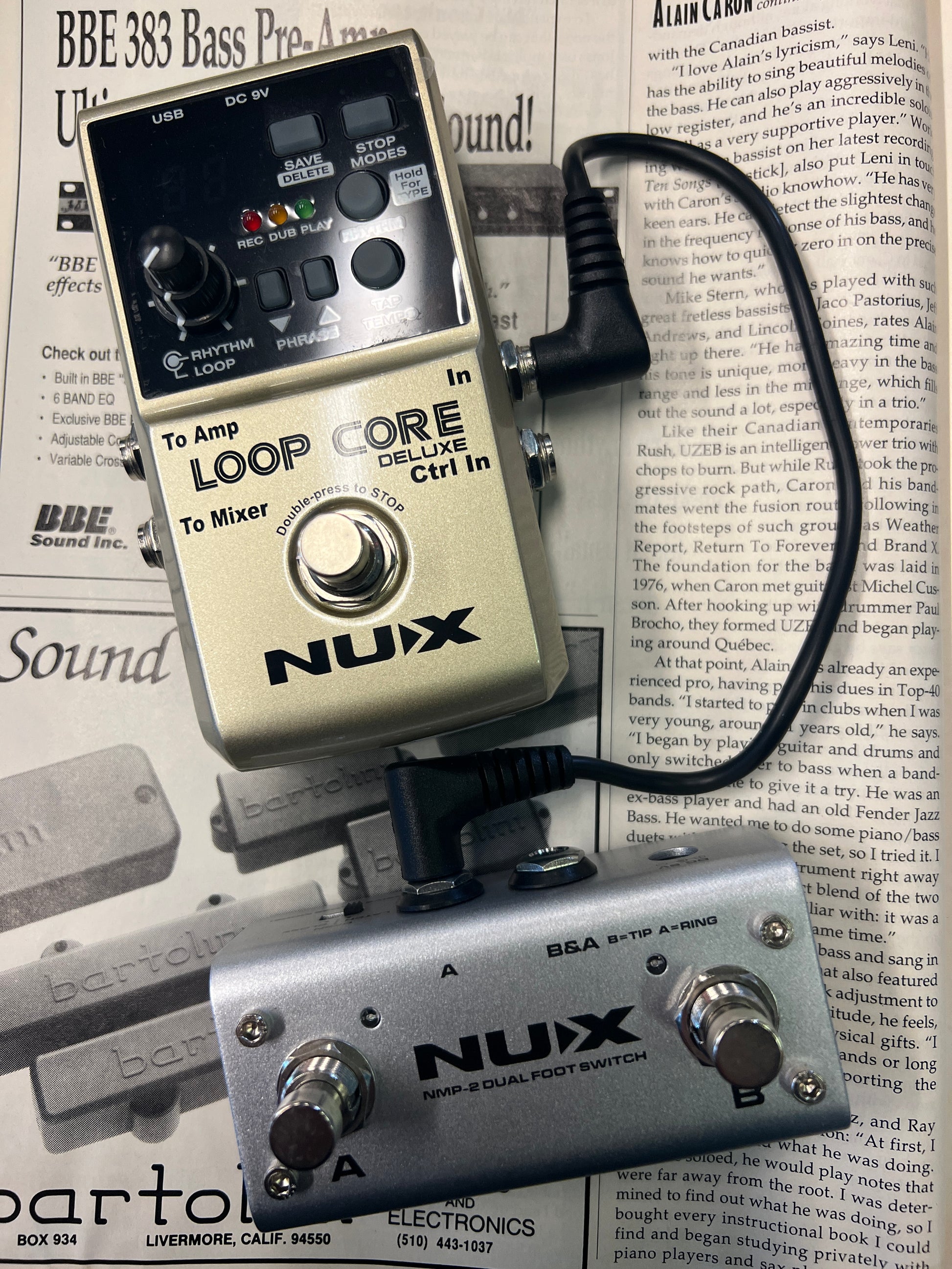 NUX Loop Core Deluxe Bundle