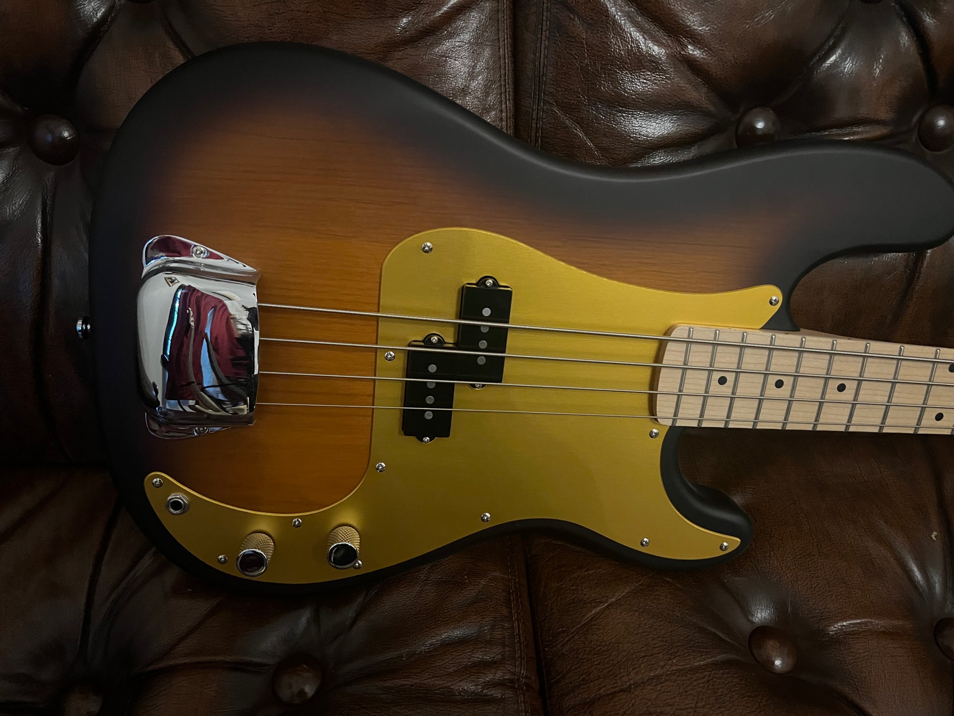 Tribe Spike 4-String P Bass | Tobacco Burst