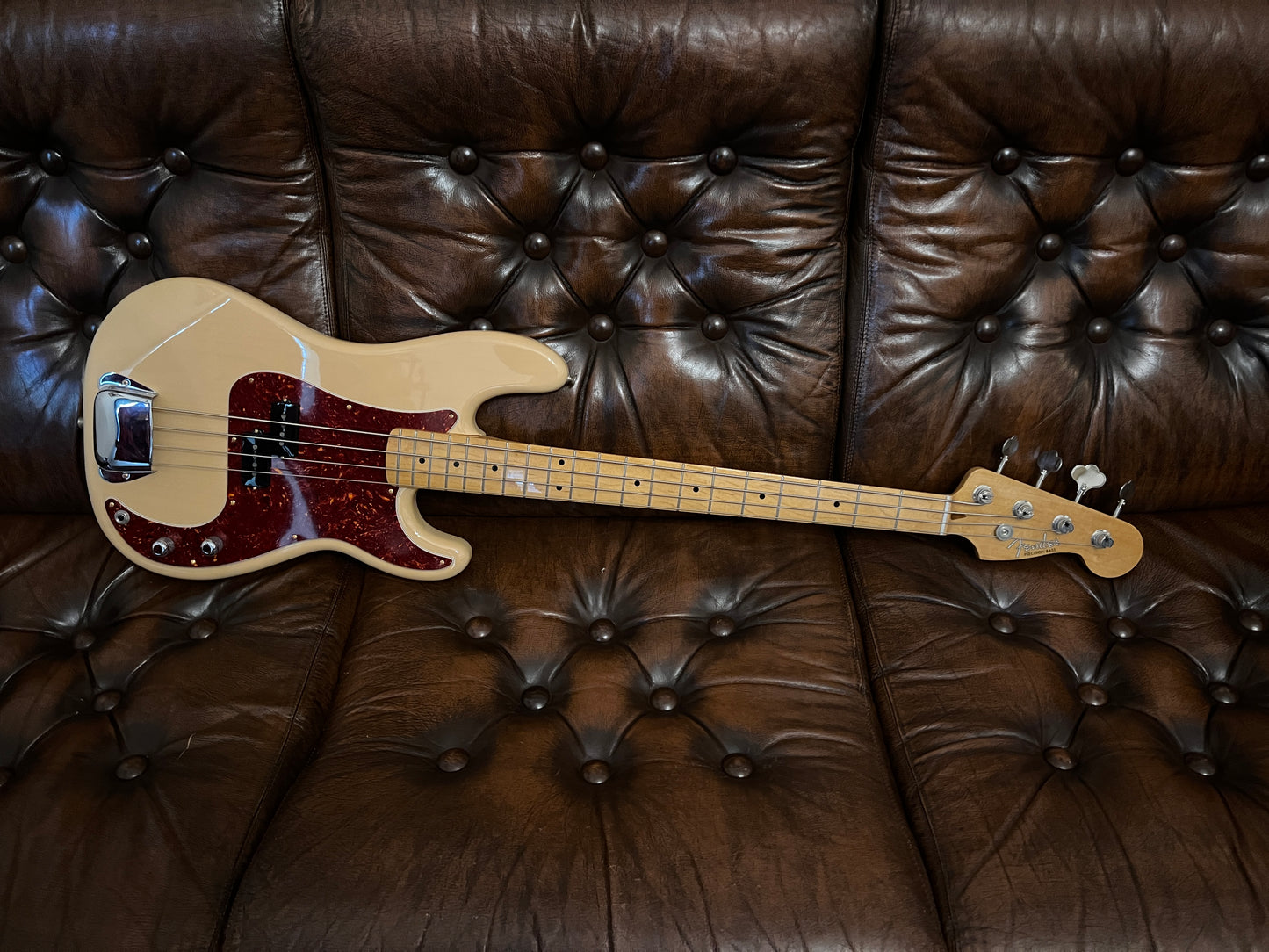 Fender '50s Precision Bass | Honey Blonde