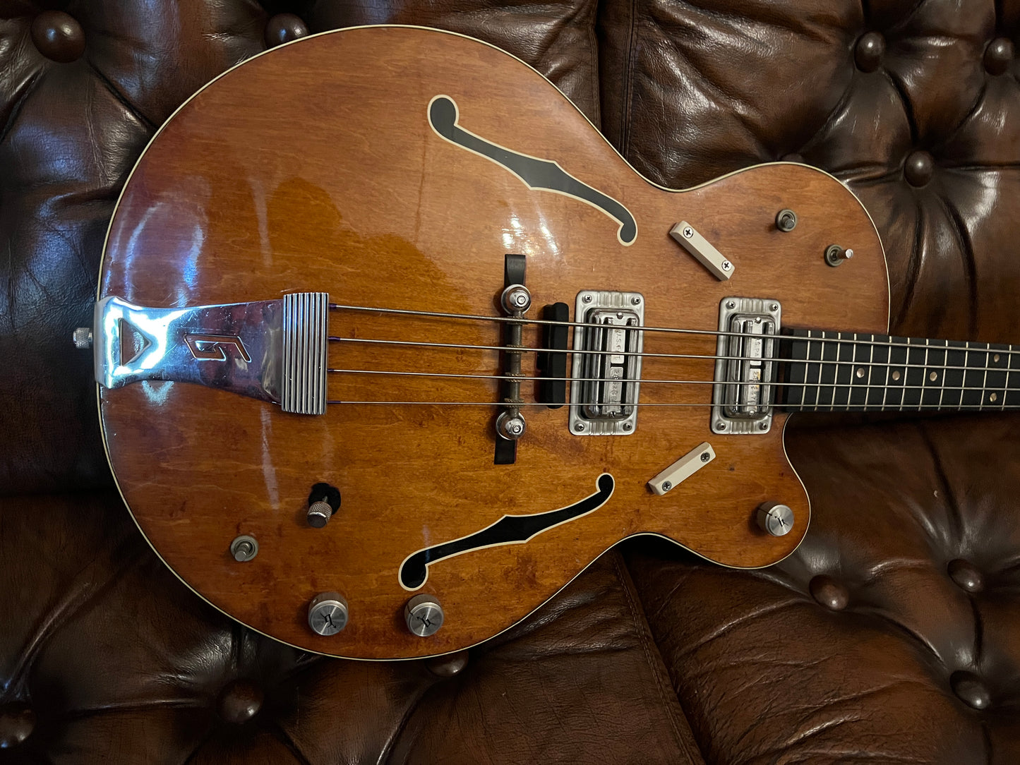 Gretsch 6073 Semi Hollow 4-String Bass Guitar | 1968