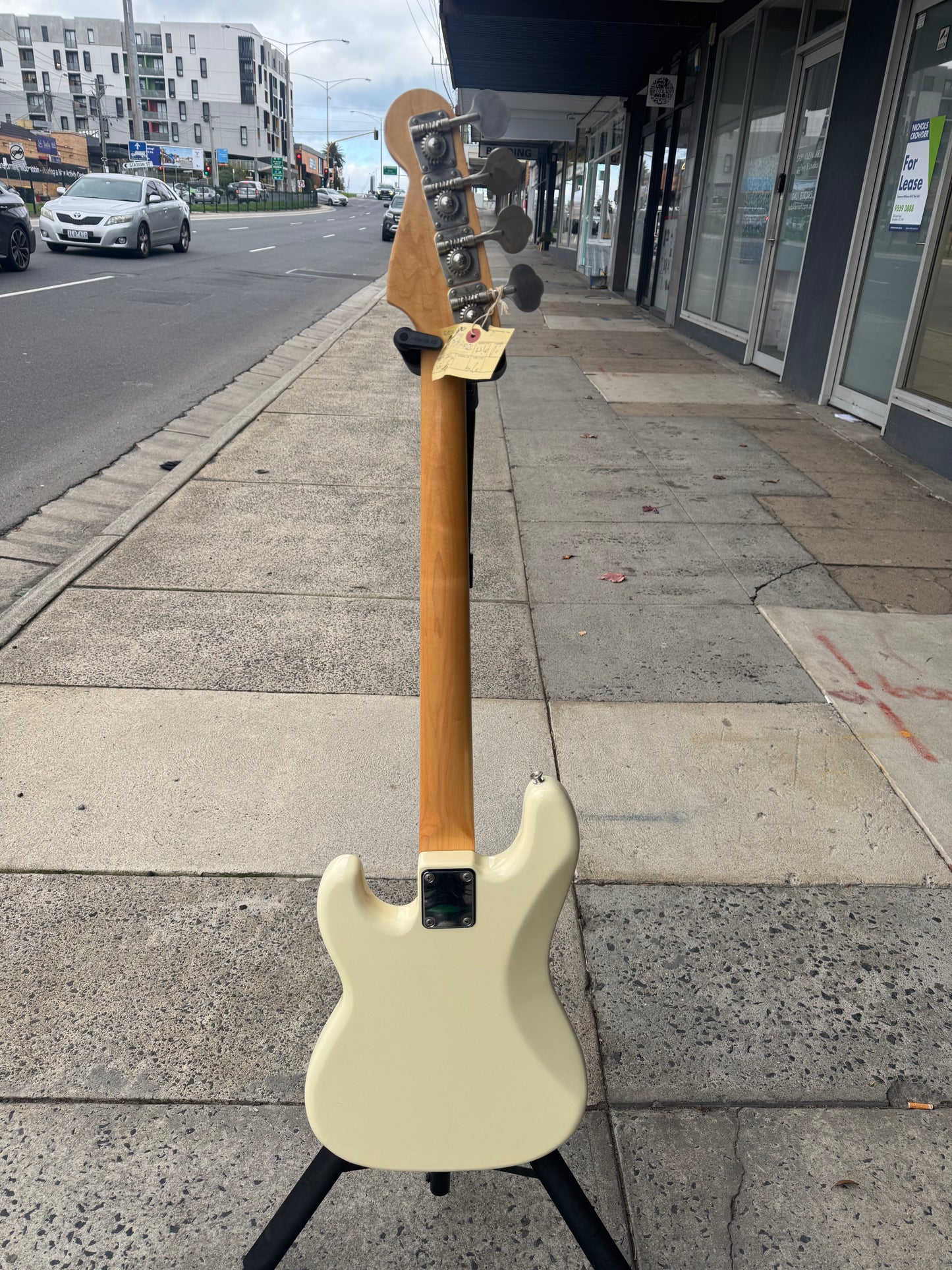 Fender Squier Precision Bass | 1986 Medium Scale 32"