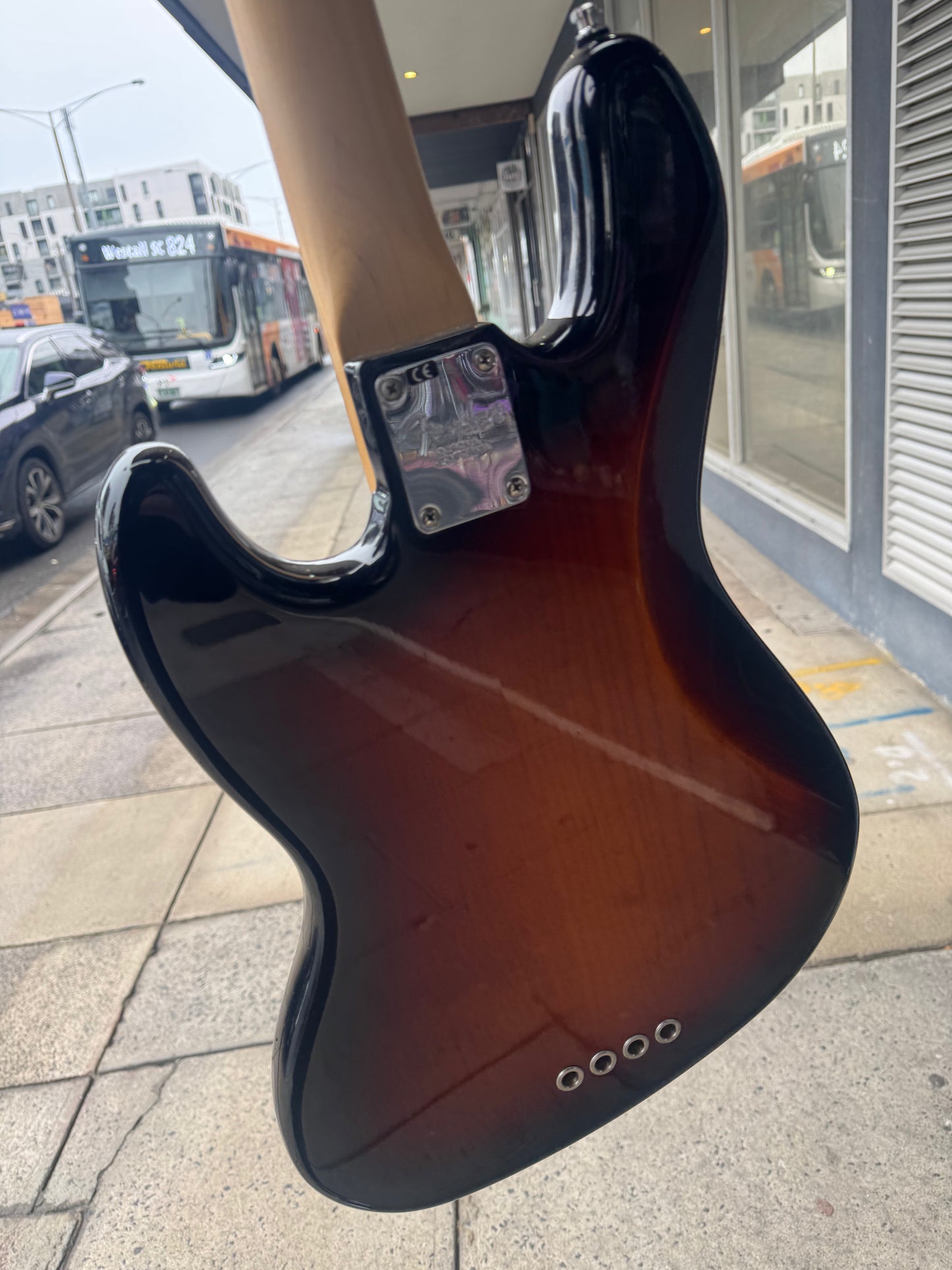 Fender AM Pro Jazz Bass Sunburst 2016 | Made in USA