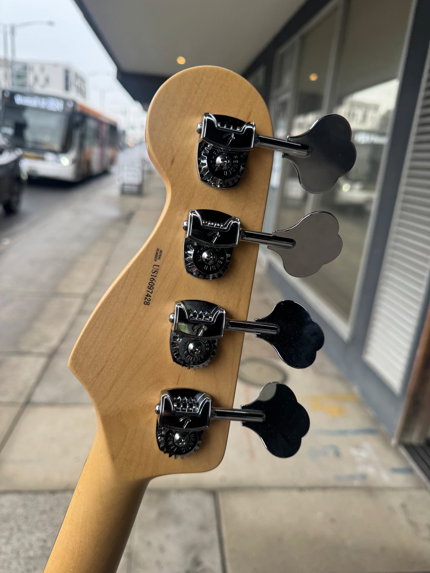 Fender AM Pro Jazz Bass Sunburst 2016 | Made in USA