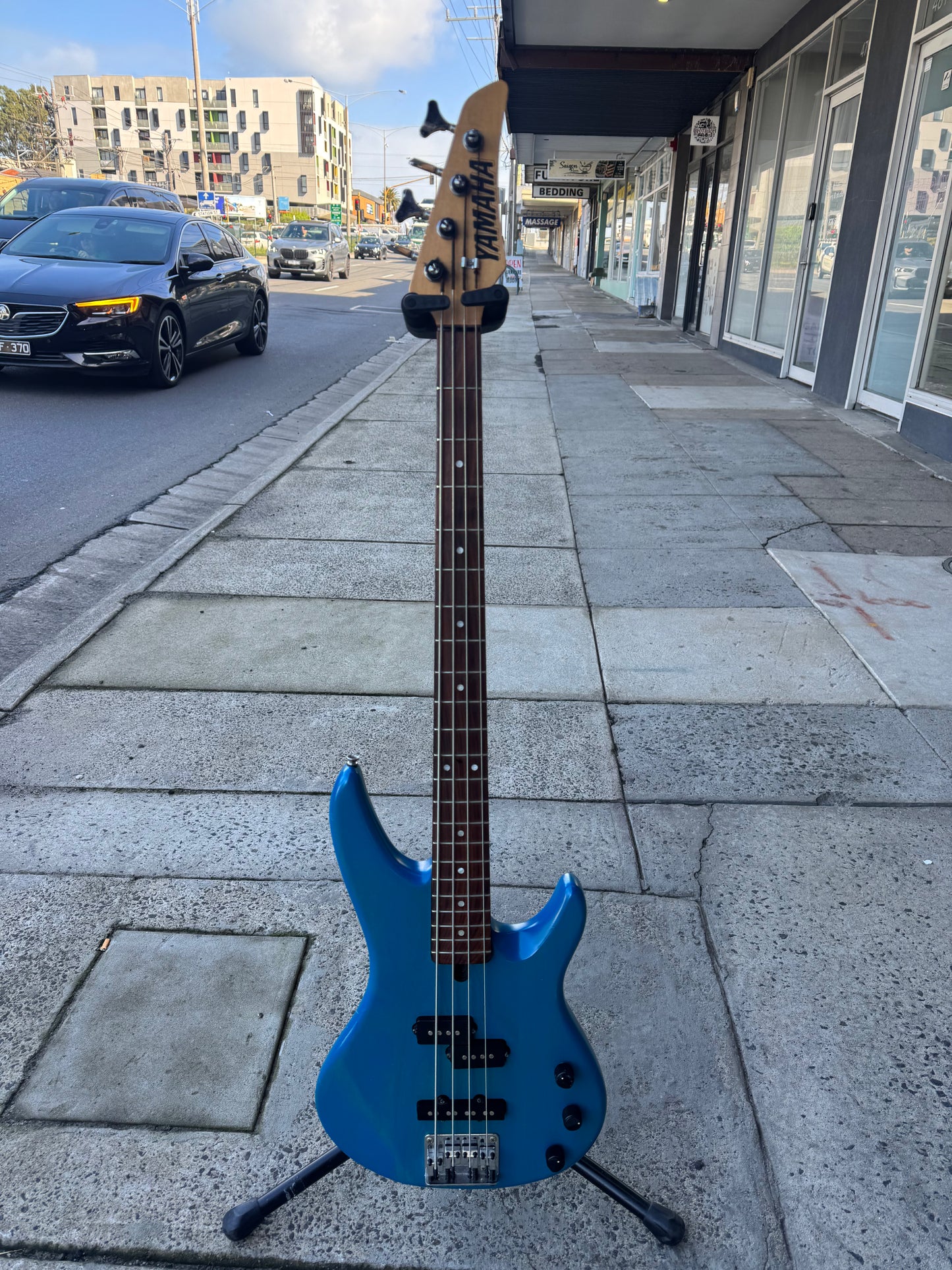 Yamaha RBX350 4-String Electric Bass Guitar | Trans lue