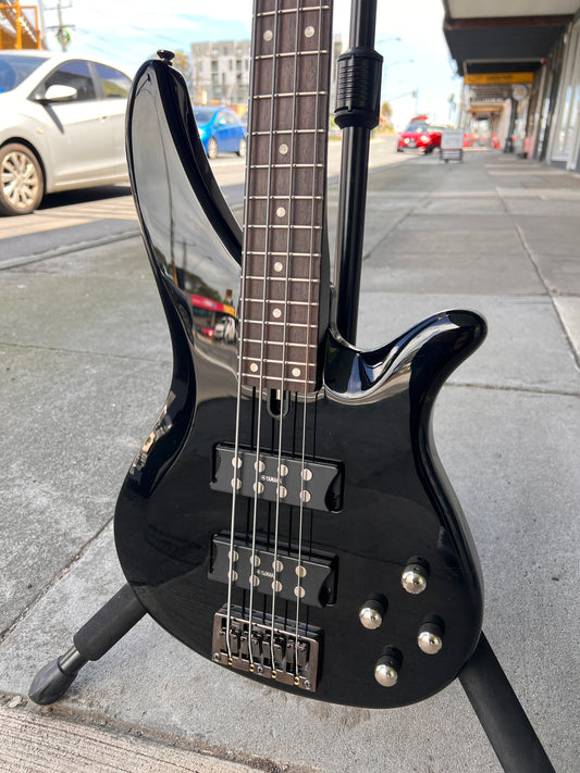 Yamaha RBX374 4-String Electric Bass | Gloss Black