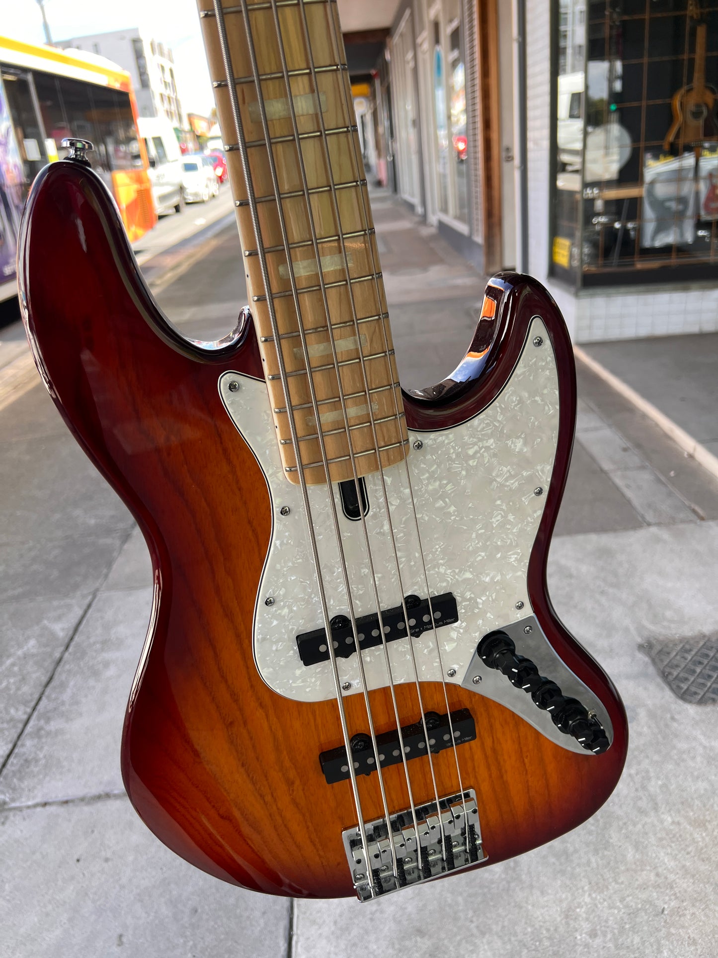 Sire V7 5-String Jazz Bass | Sunburst