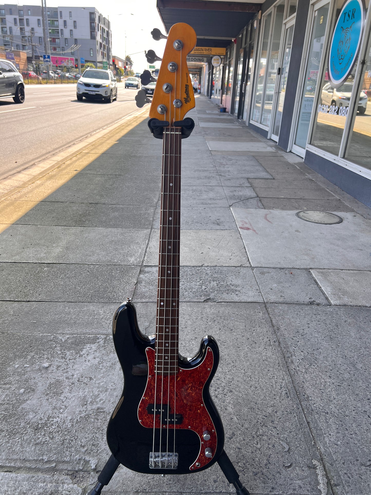 Monterey 4-String  P Bass | Black