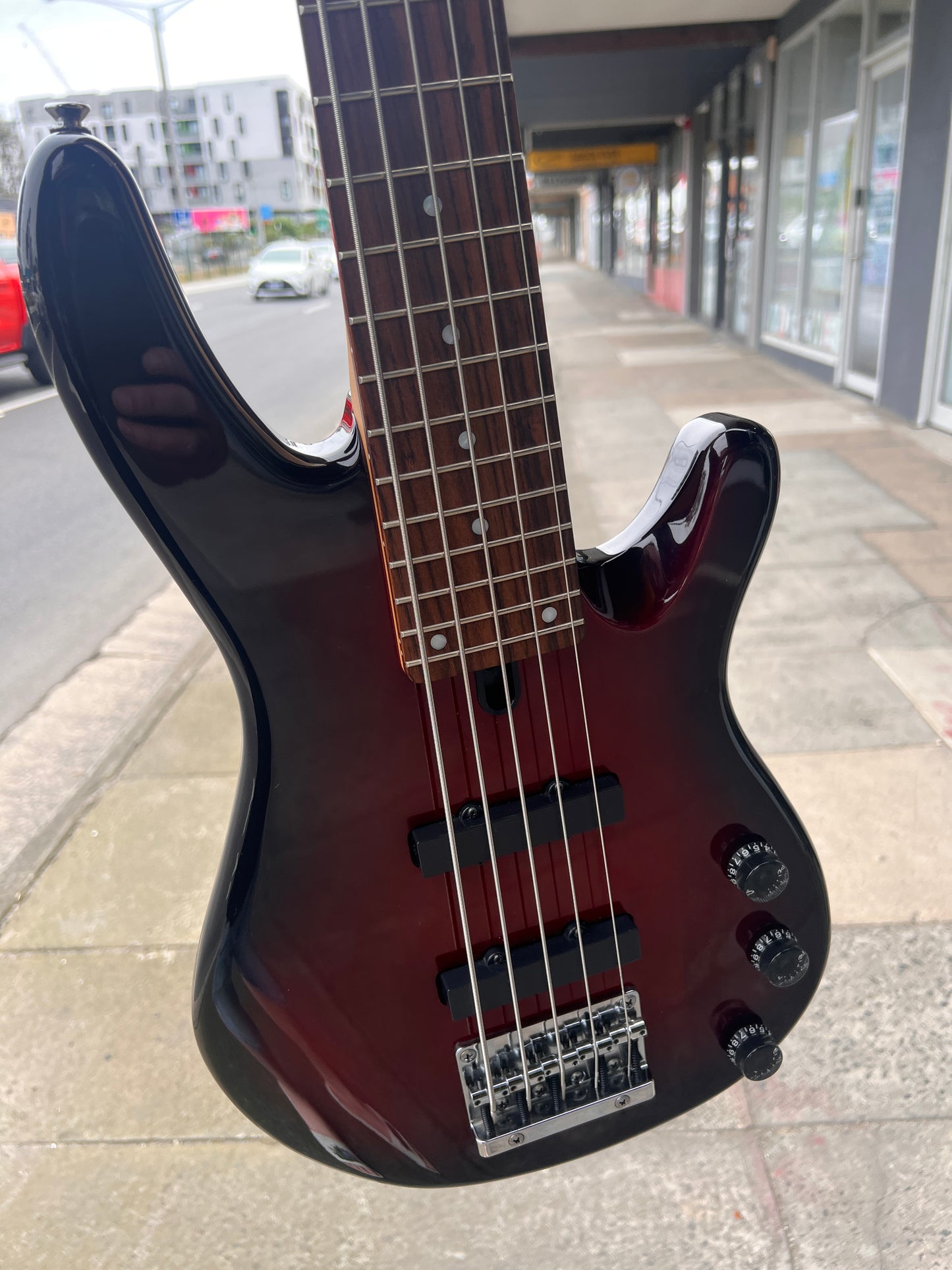 Yamaha BB405 5-String Bass Guitar | Wine Red