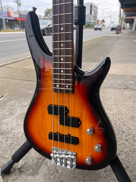 Monterey PJ 4-String Bass Guitar | Sunburst