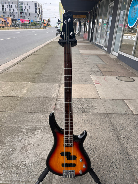 Monterey PJ 4-String Bass Guitar | Sunburst