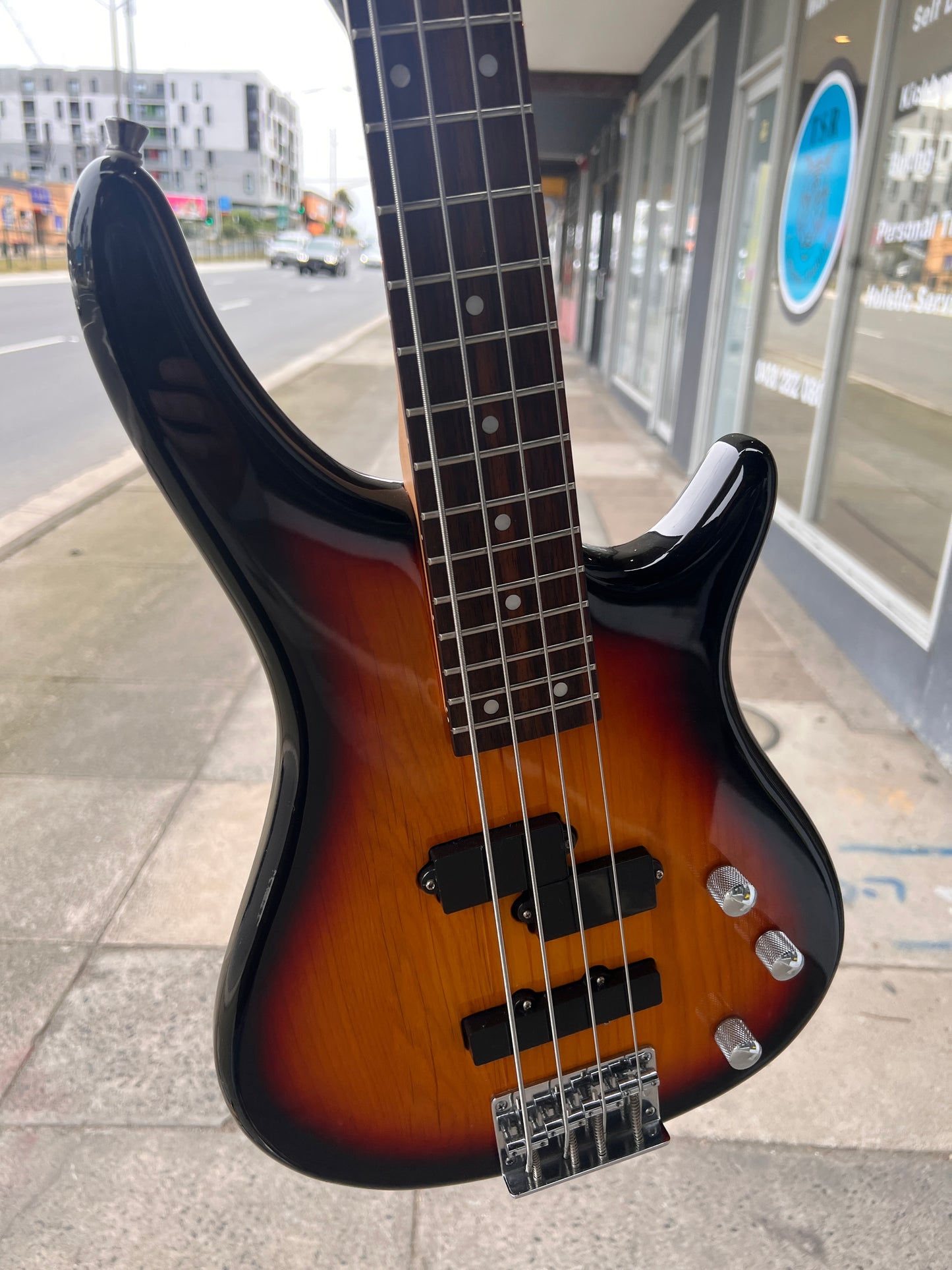 Monterey PJ 4-String Bass Guitar | Sunburst