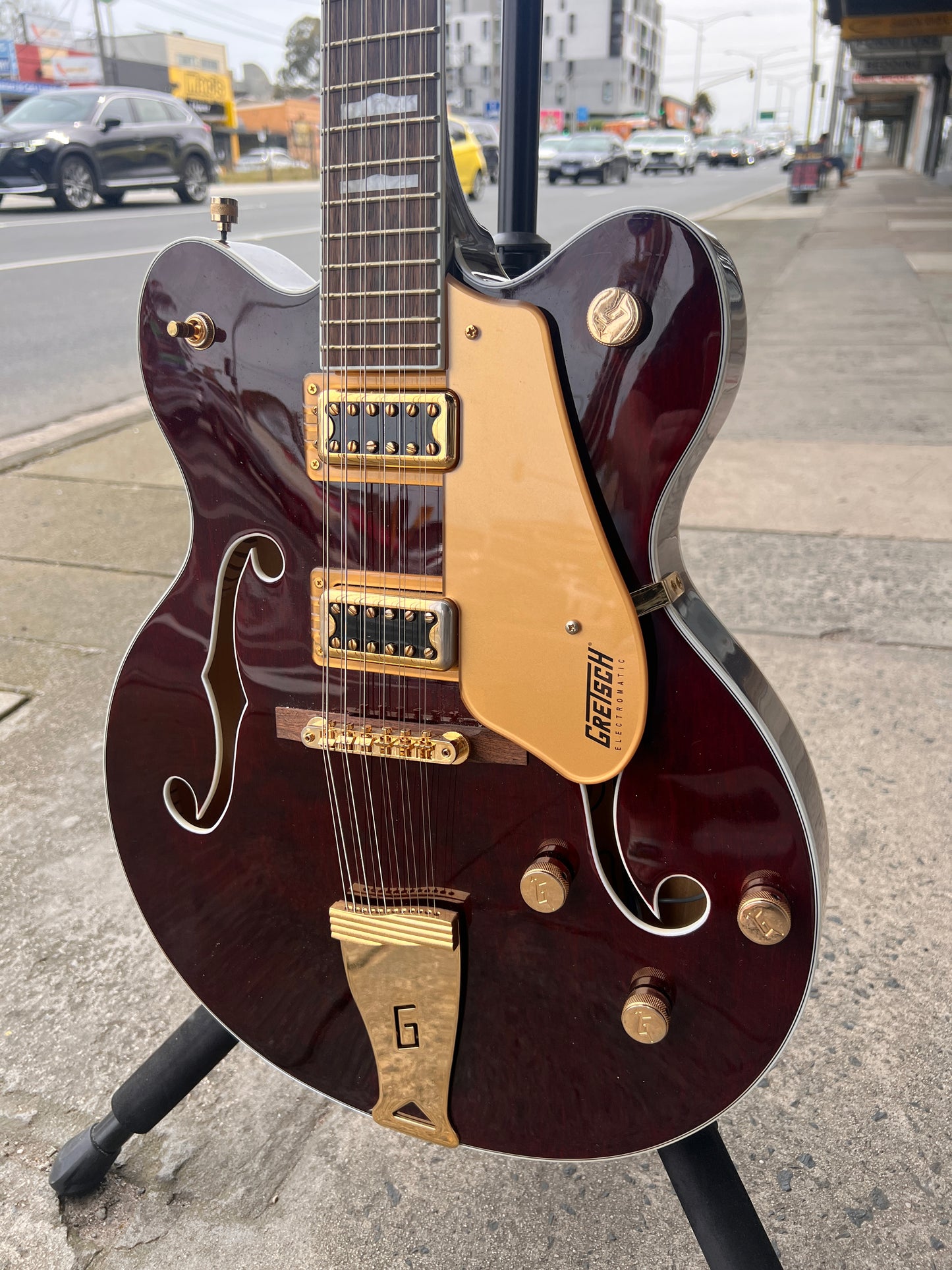 Gretsch G5422G-12 Electromatic 12-String Hollowbody Electric Guitar | Walnut Stain