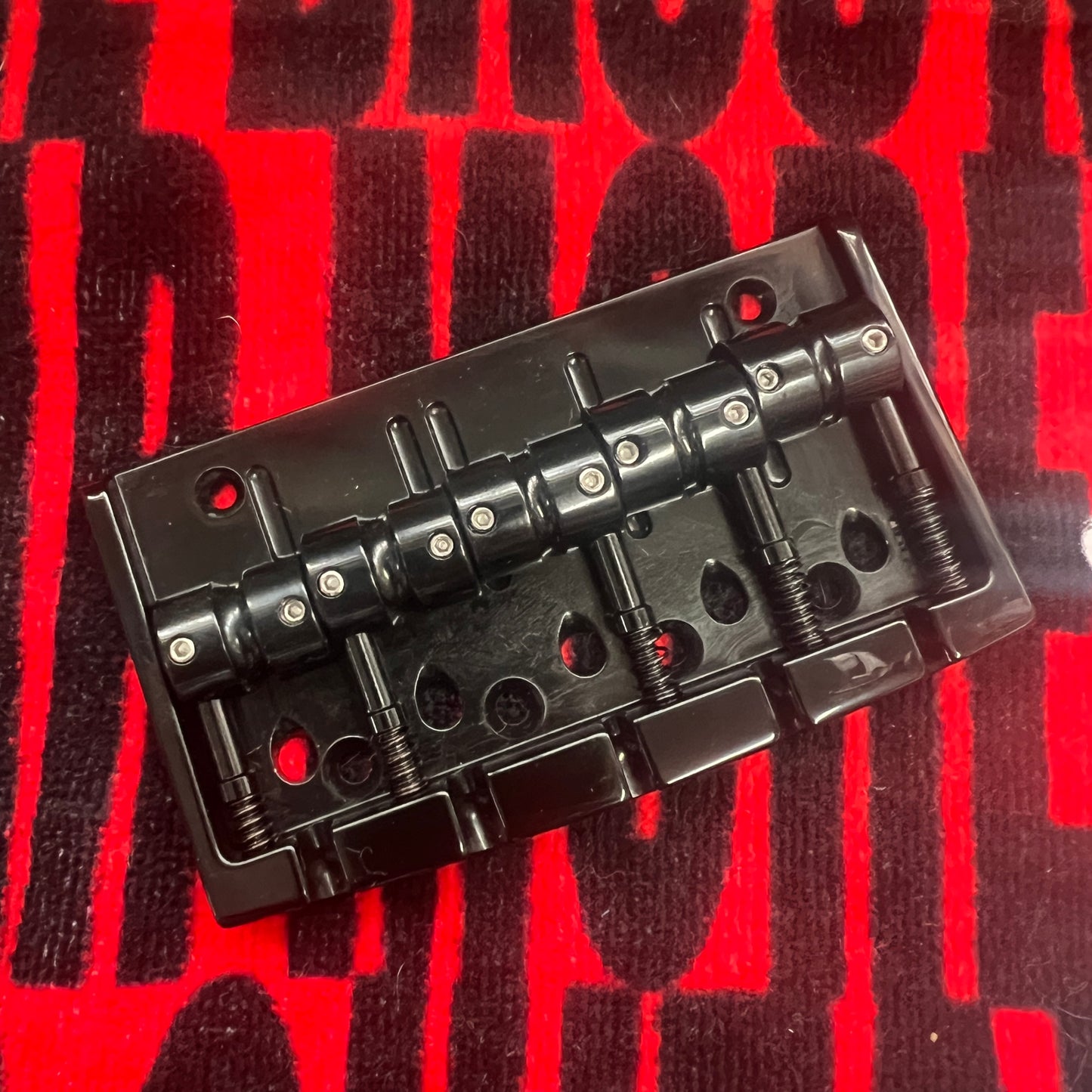 Gotoh 404SJ-5 | 5-String Bass Bridge | Black