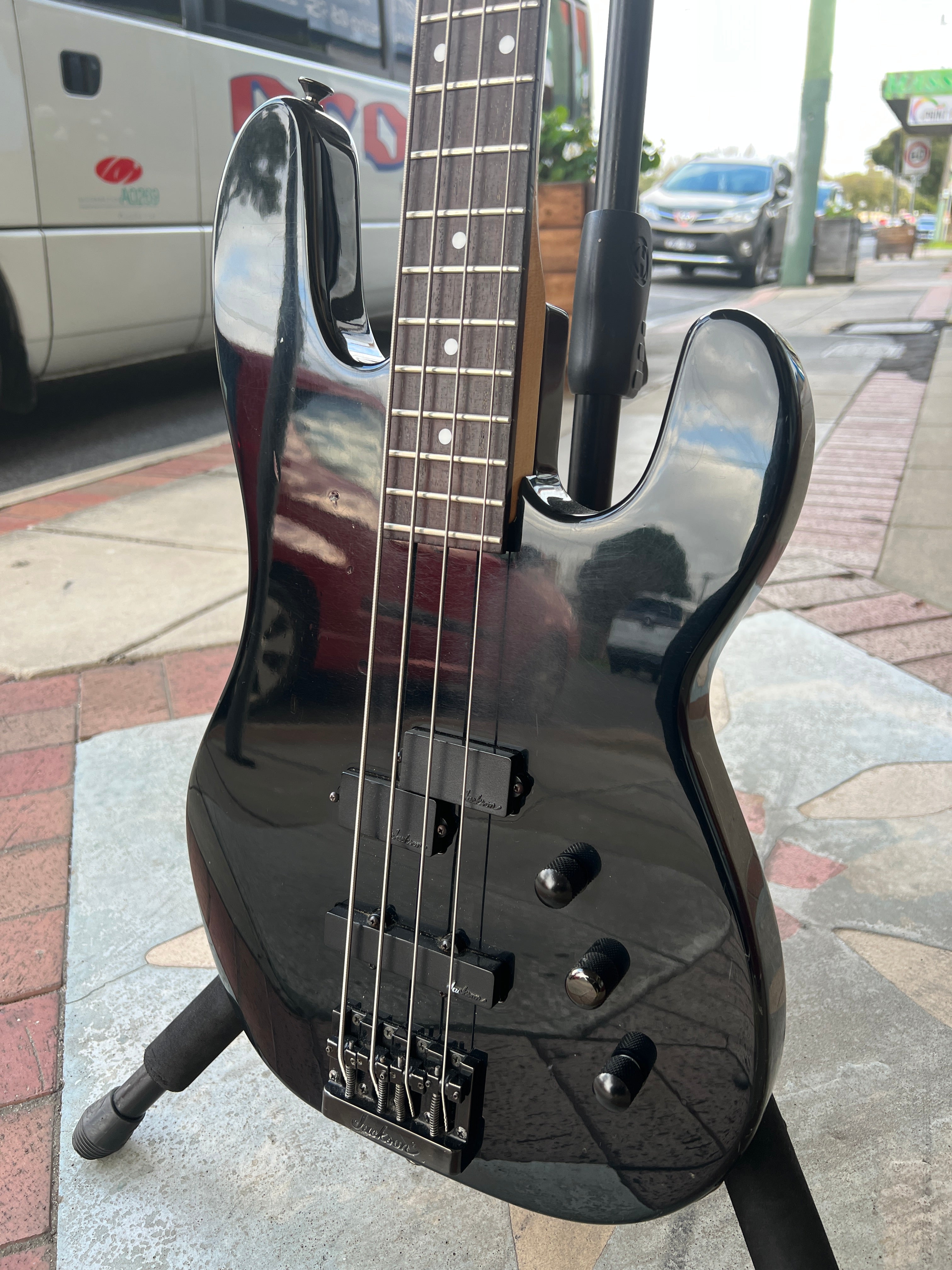 Charvel B2 4-Str Bass Guitar | Made In Japan – Bass Workshop