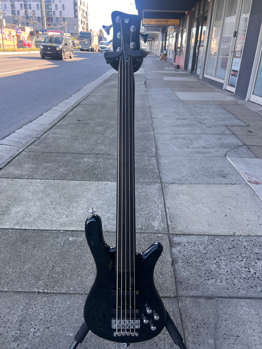 Warwick Streamer Fretless 5-String | Black Gloss