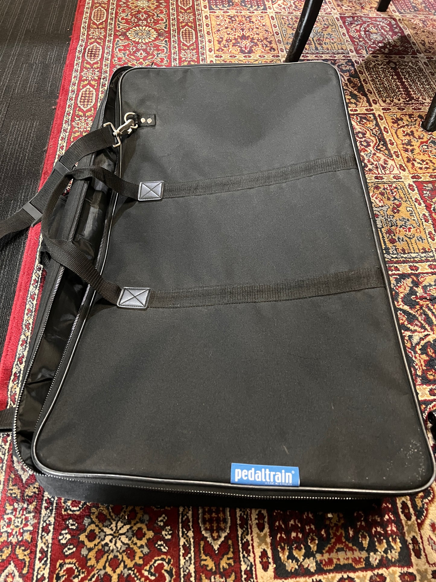 Pedaltrain Classic Pro Pedal Board w/Dual lock and Soft Case