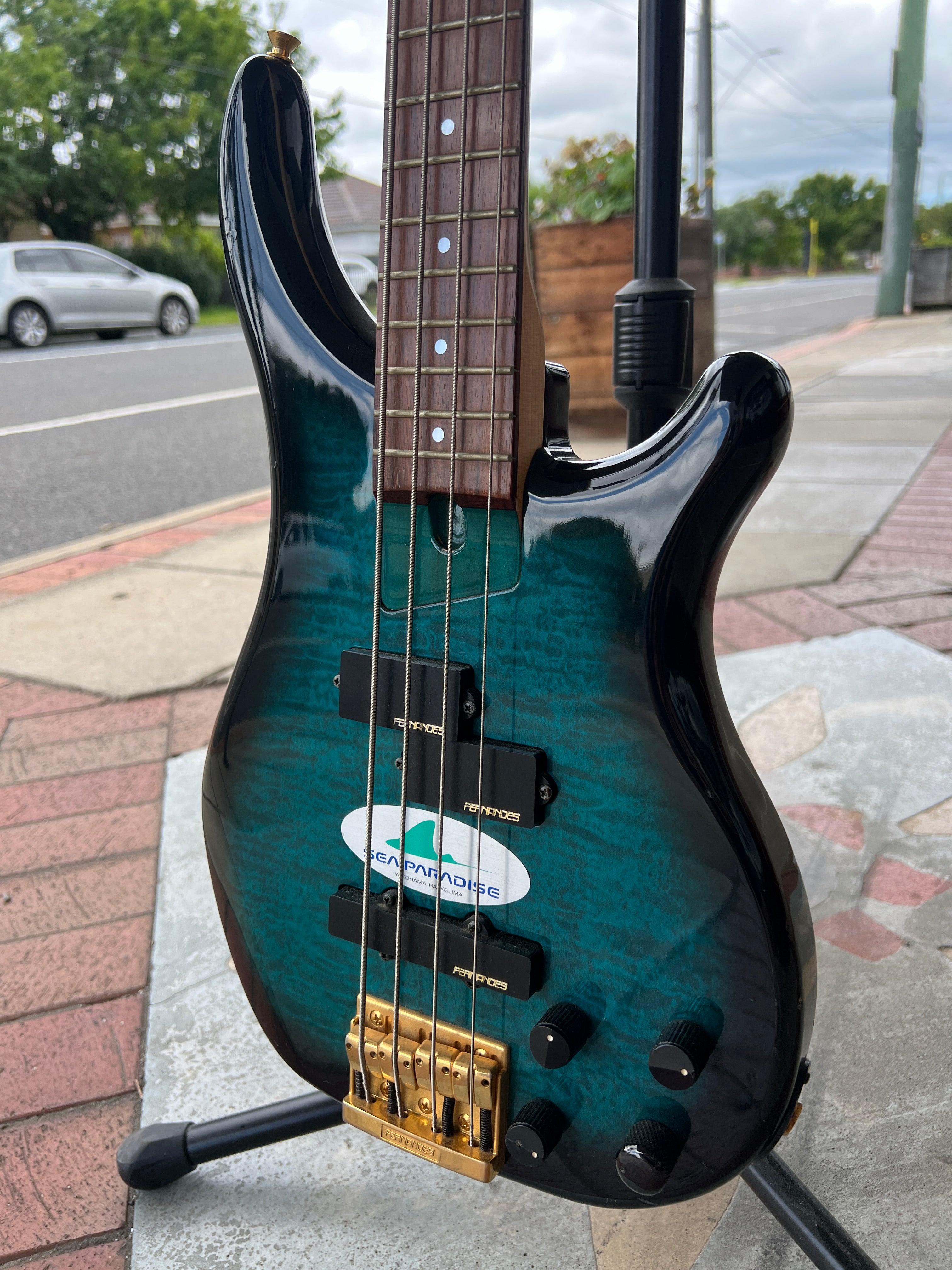 Fernandes FRB-55 4-String Bass Guiitar