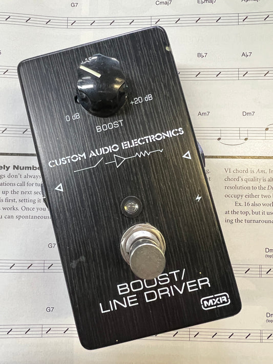 MXR MC401 Boost / Line Driver Pedal