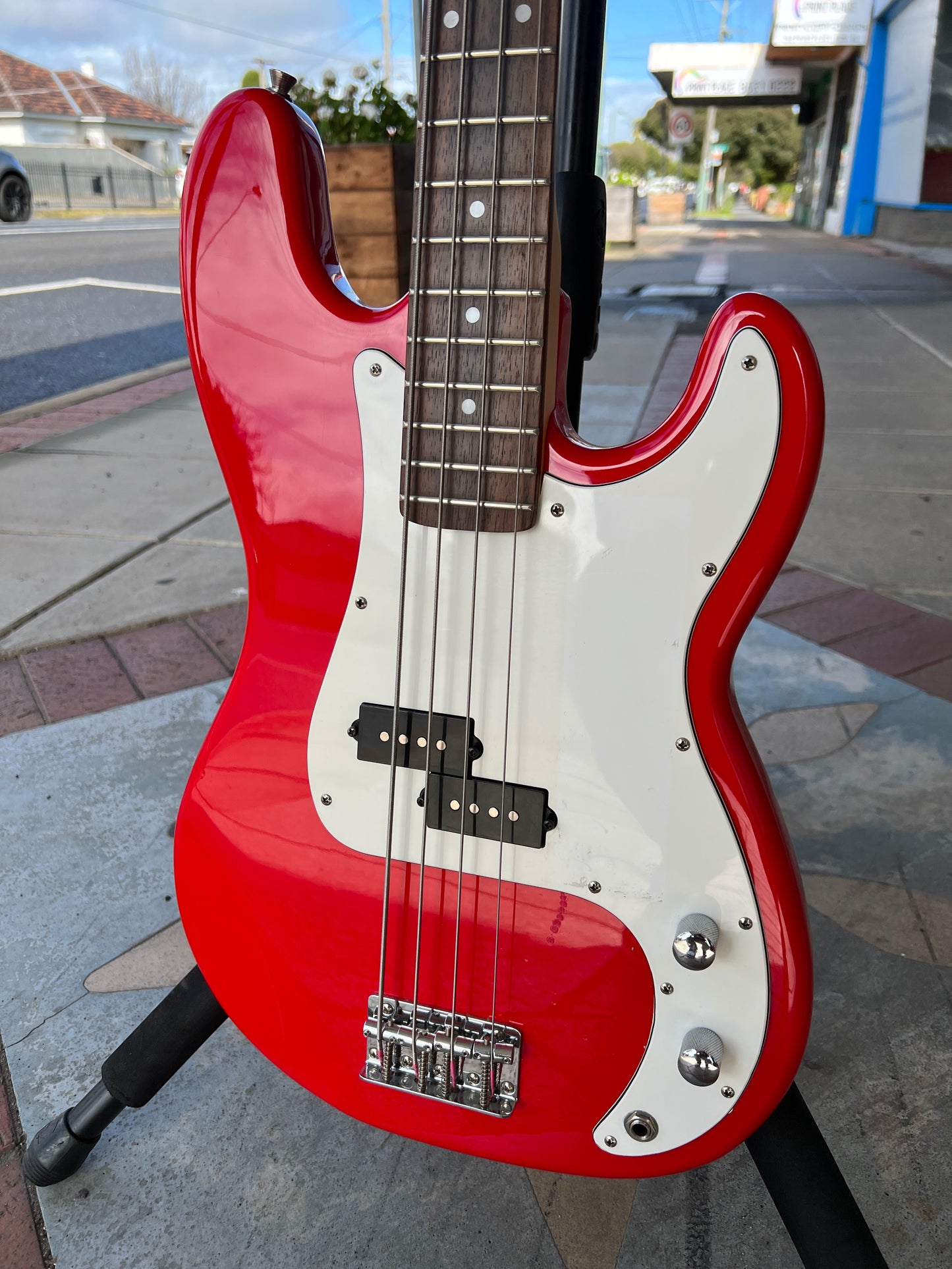 Suzuki P Bass | Red