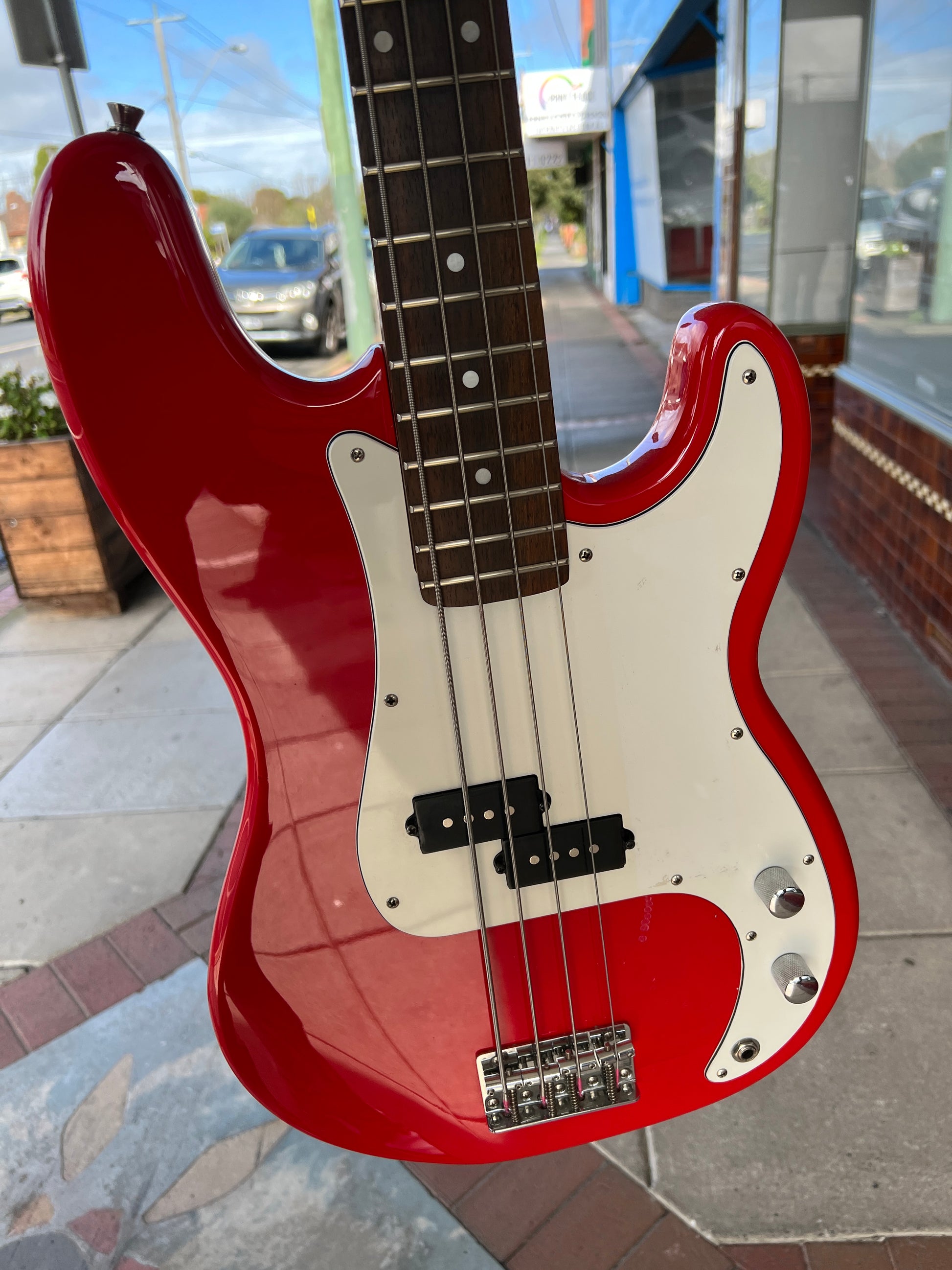 Suzuki P Bass | Red