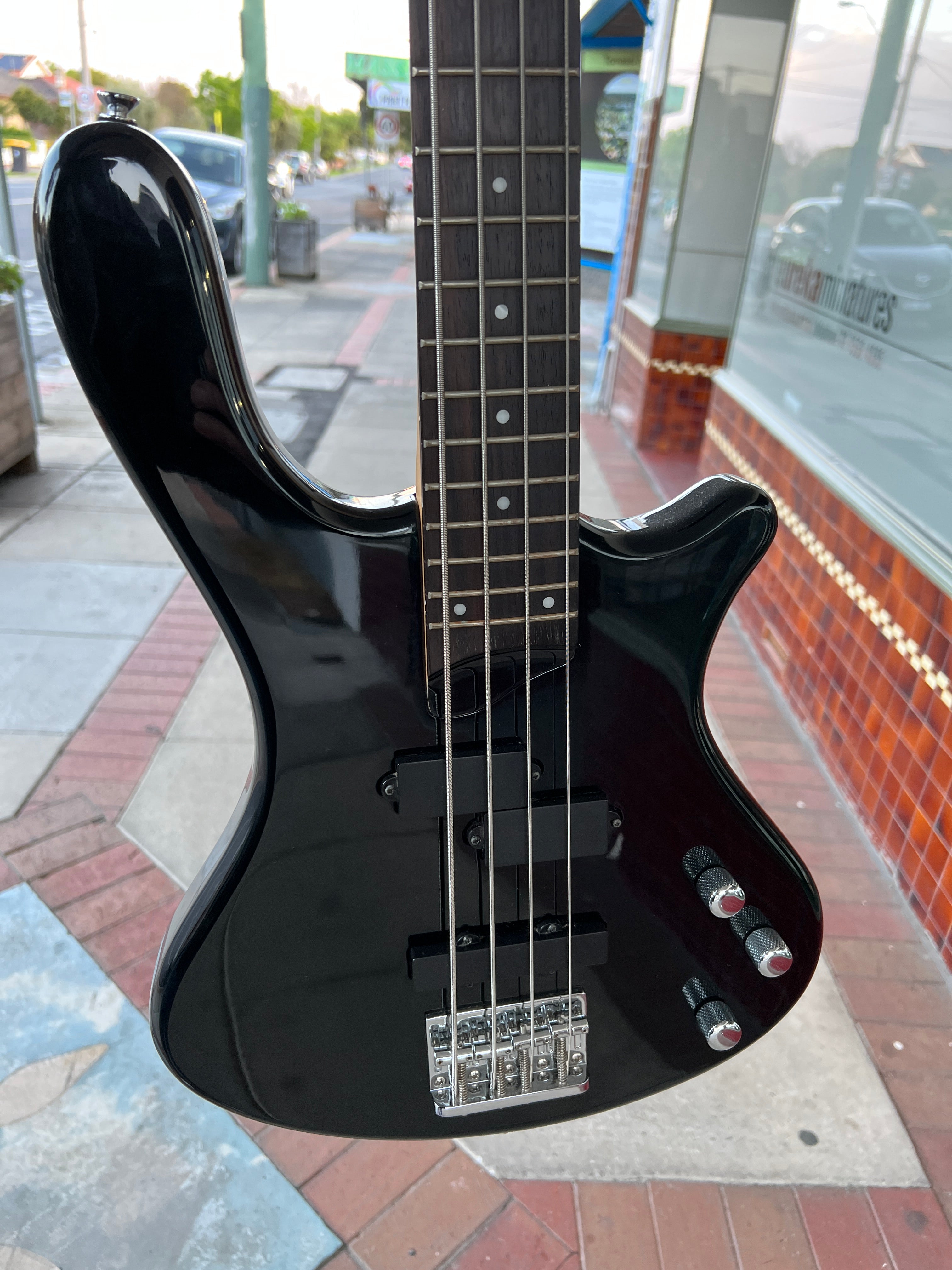 Washburn T14 Taurus 4-String Electric Bass Guitar | Black Gloss ...
