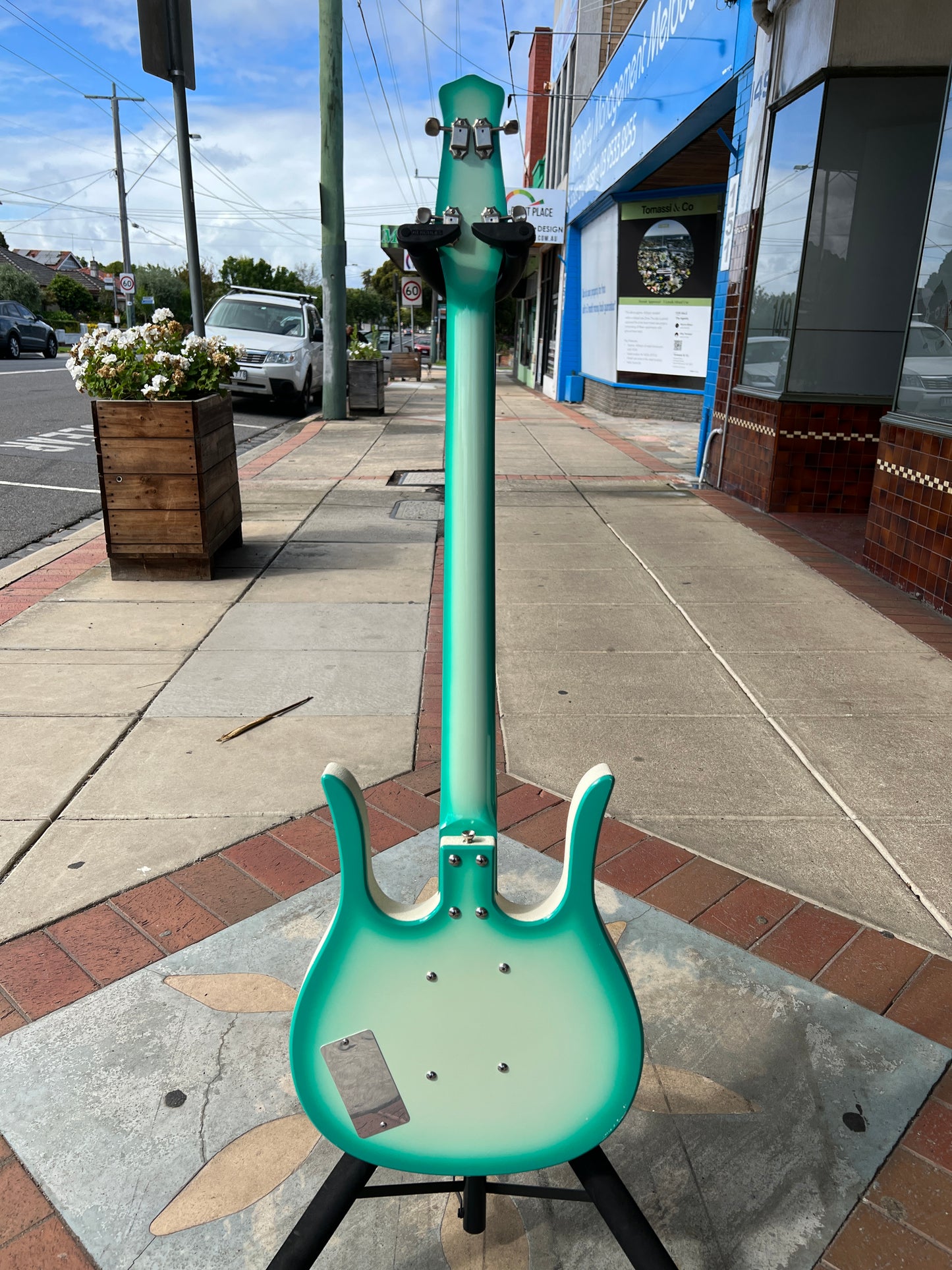 Jerry Jones Longhorn Electric Bass | 4-String | Seafoam Green Burst