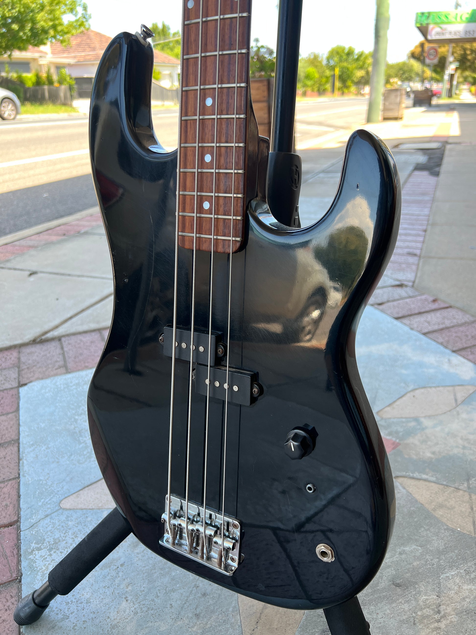 Ranger PB-1 4-String Electric P Bass | Black