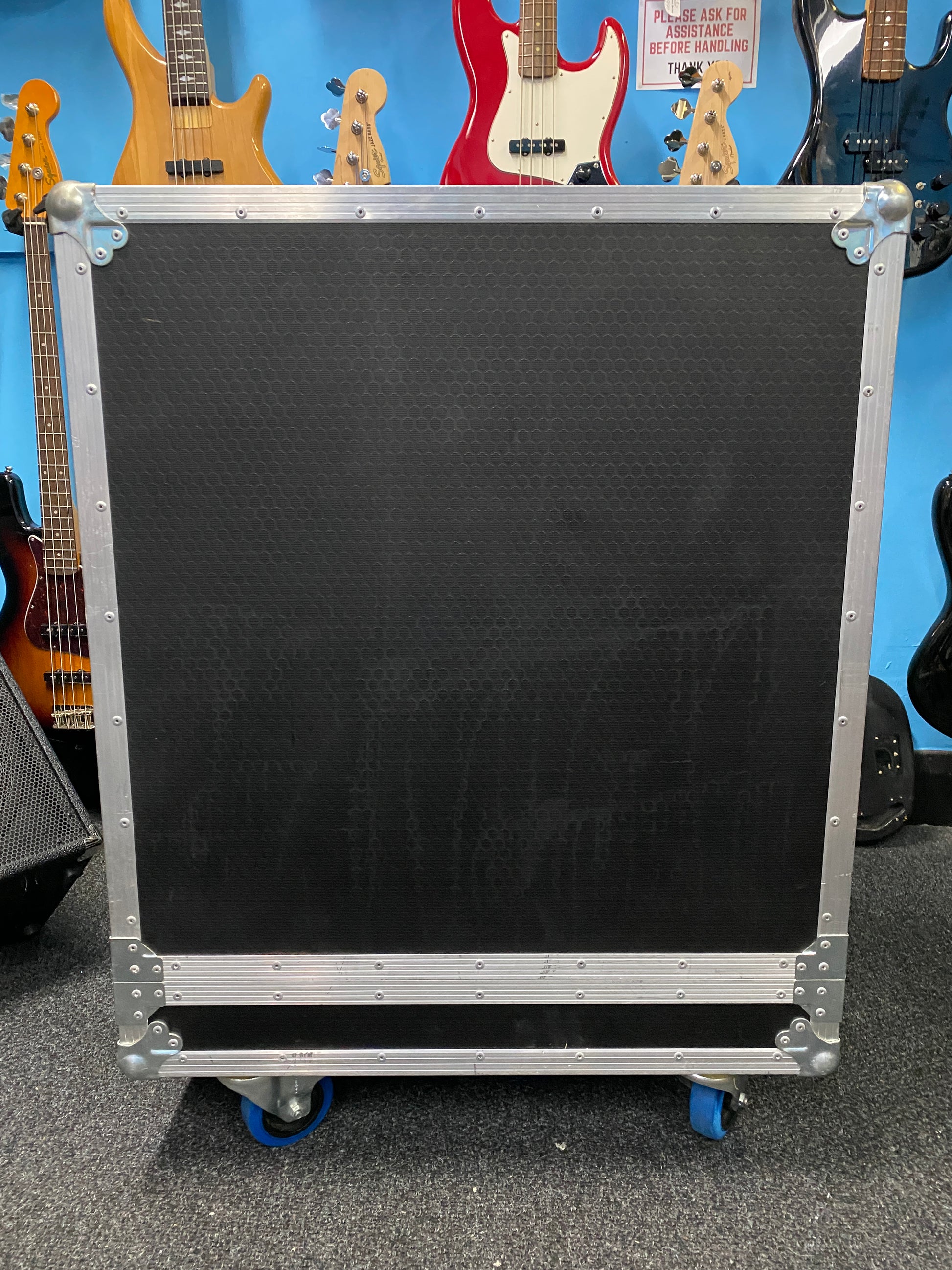 Zilla Custom 2x10’ + 1x15’ 500w Bass Speaker Cabinet