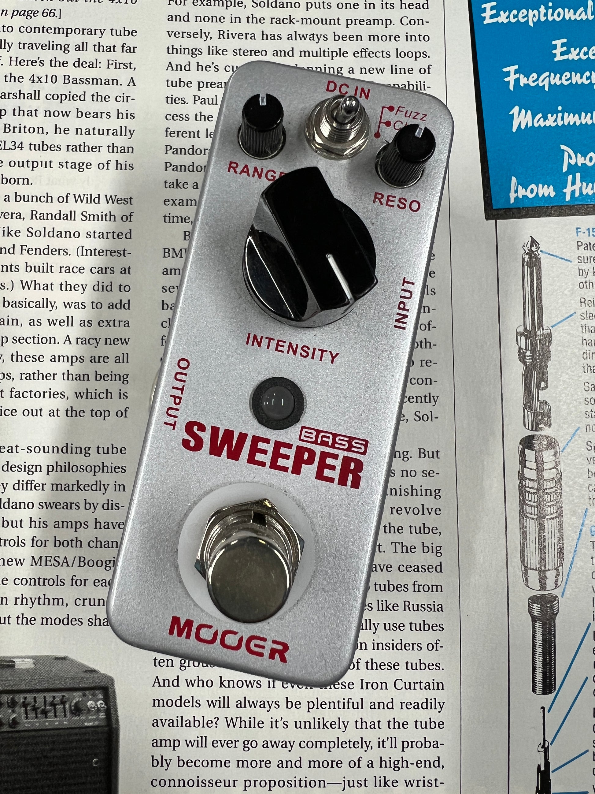 Mooer Bass Sweeper Envelope Filter Micro Effects Pedal