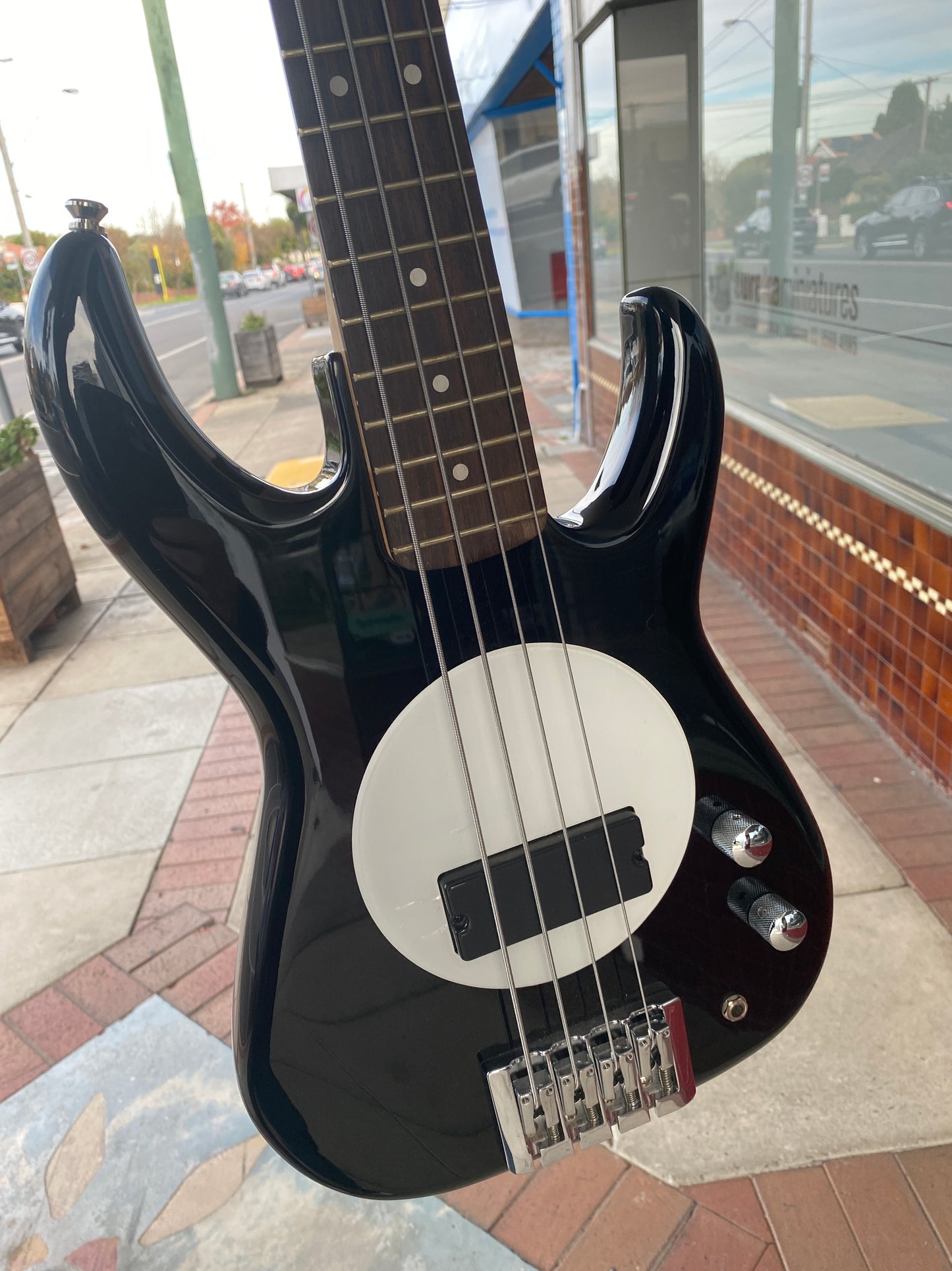 Flea Bass Junior Wild One Electric Bass Guitar | 4-String | Short Scale | Gloss Black