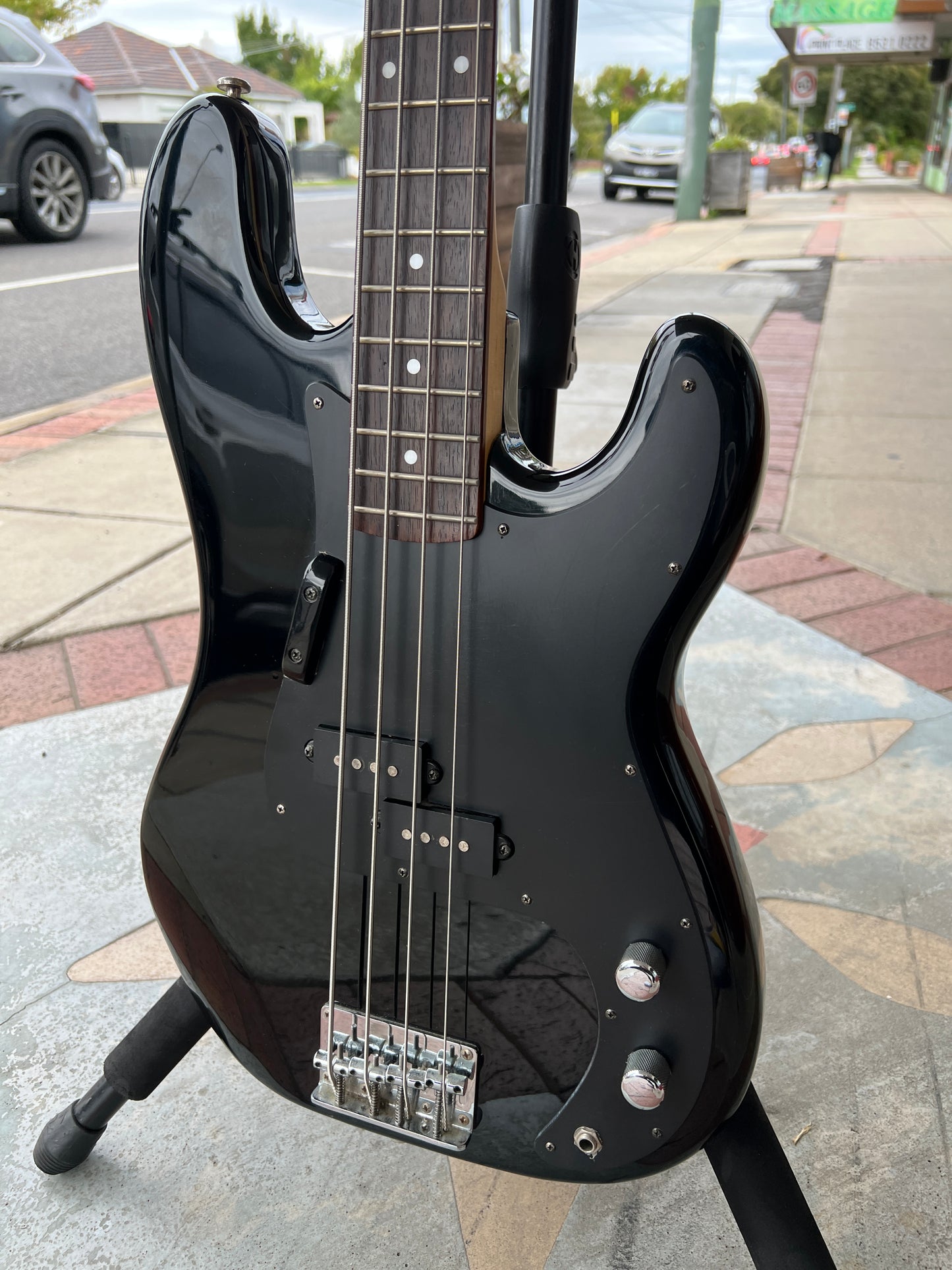 Samick 4-String Electric P Bass | Black